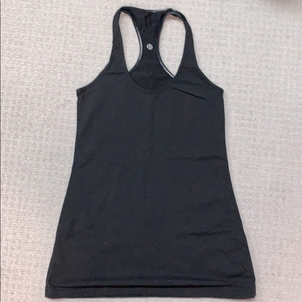 Black LULULEMON racer back tank